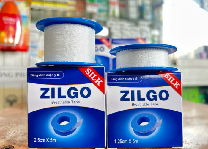 Băng keo lụa Zilgo cố định bông, gạc trong băng bó vết thương (2.5cm x 5m)
