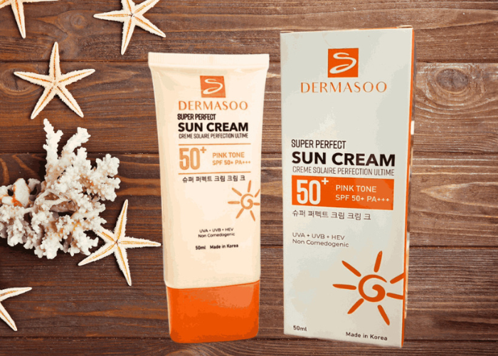 Kem chống nắng Dermasoo Super Perfect Sun Cream Pink Tone SPF50 PA+++ giúp che khuyết điểm, bảo vệ da khỏi tác hại tia UV, ngăn ngừa lão hóa (50ml)